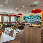 - The Niu, Hide Friedrichshain By Ihg