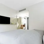 - The Niu, Hide Friedrichshain By Ihg