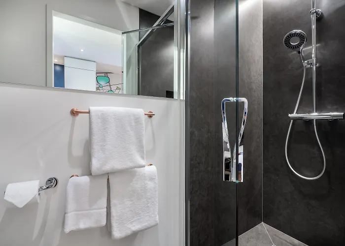 - The Niu, Hide Friedrichshain By Ihg Hotel 3*