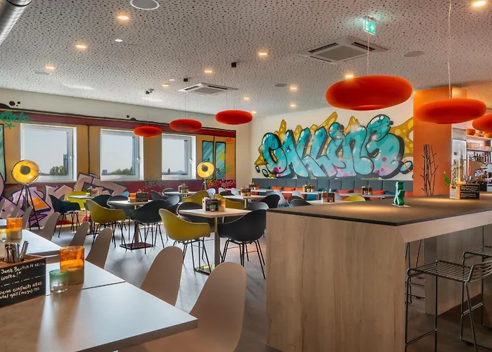 - The Niu, Hide Friedrichshain By Ihg