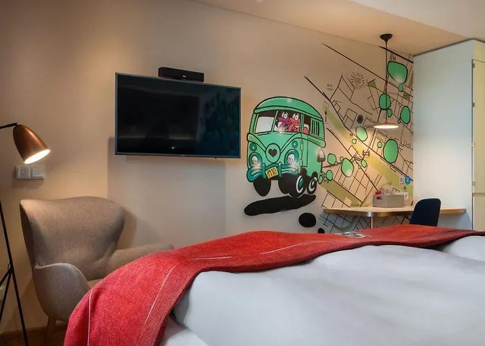 - The Niu, Hide Friedrichshain By Ihg