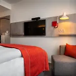 - The Niu, Hide Friedrichshain By Ihg 3* Berlin