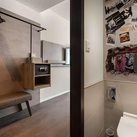 - The Niu, Hide Friedrichshain By Ihg 3*