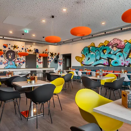 - The Niu, Hide Friedrichshain By Ihg