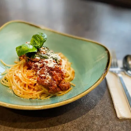 - The Niu, Hide Friedrichshain By Ihg Отель