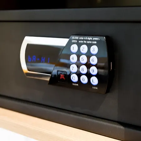 - The Niu, Hide Friedrichshain By Ihg